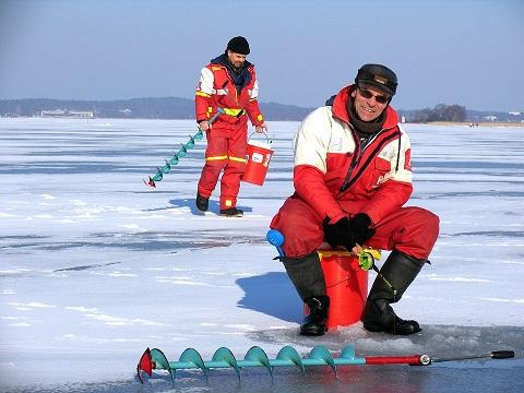 "13 Awesome Ice Fishing Gifts For The Ice Fisher In Your Life" - November 2018 - PHOOZY